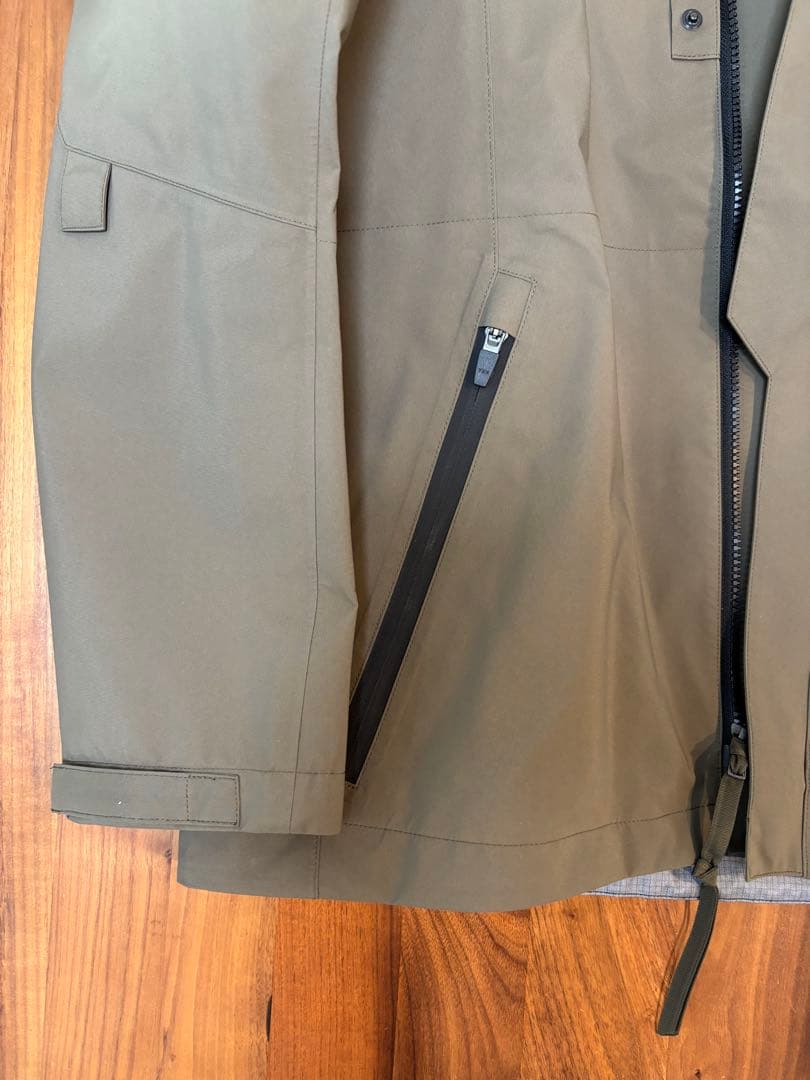 【値下げ】ACRONYM 3L GORE-TEX PRO J1B-GT Lサイズ