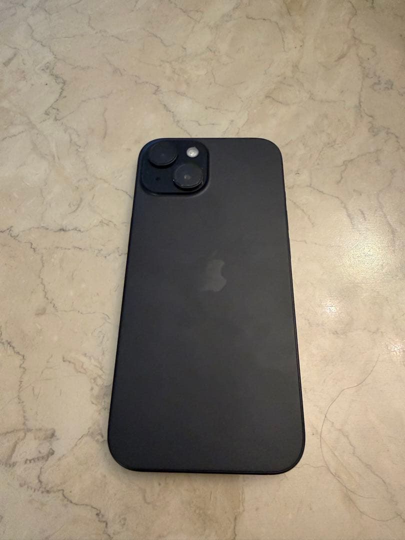 Apple iPhone 15 スペースブラック 125GB simフリー