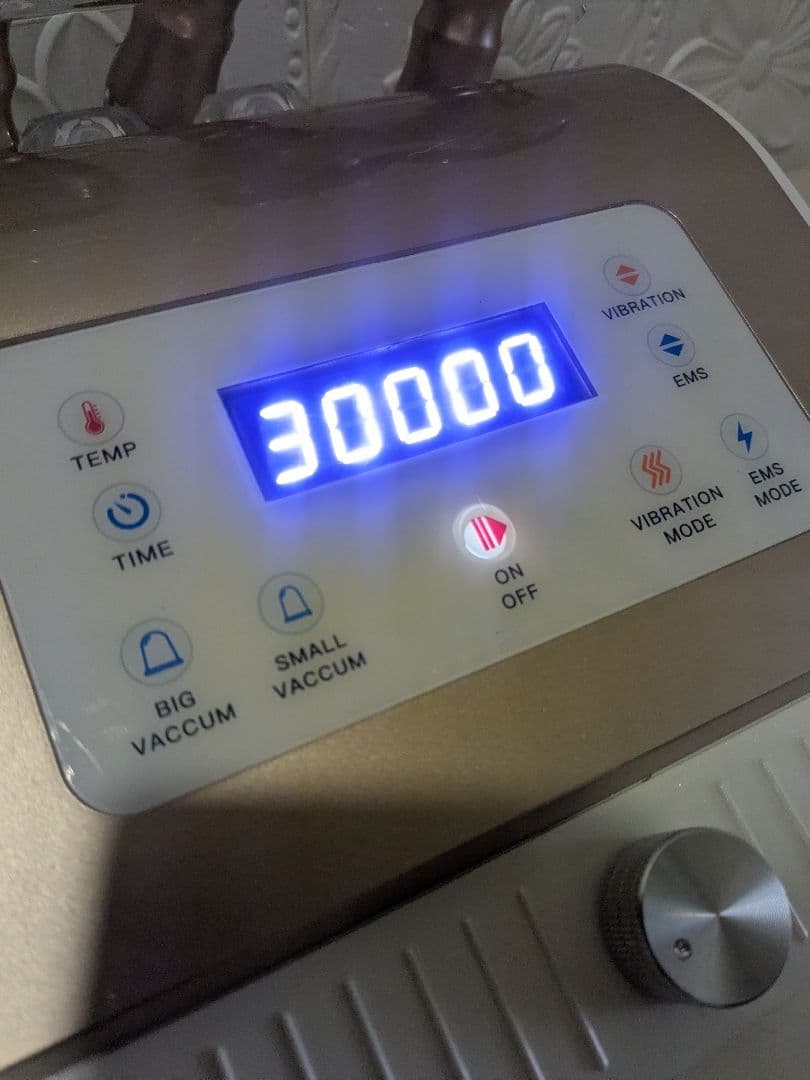 強力吸引　カッピング　　カッサ　筋膜リリース　セルライト　浮腫　肩こり　振動