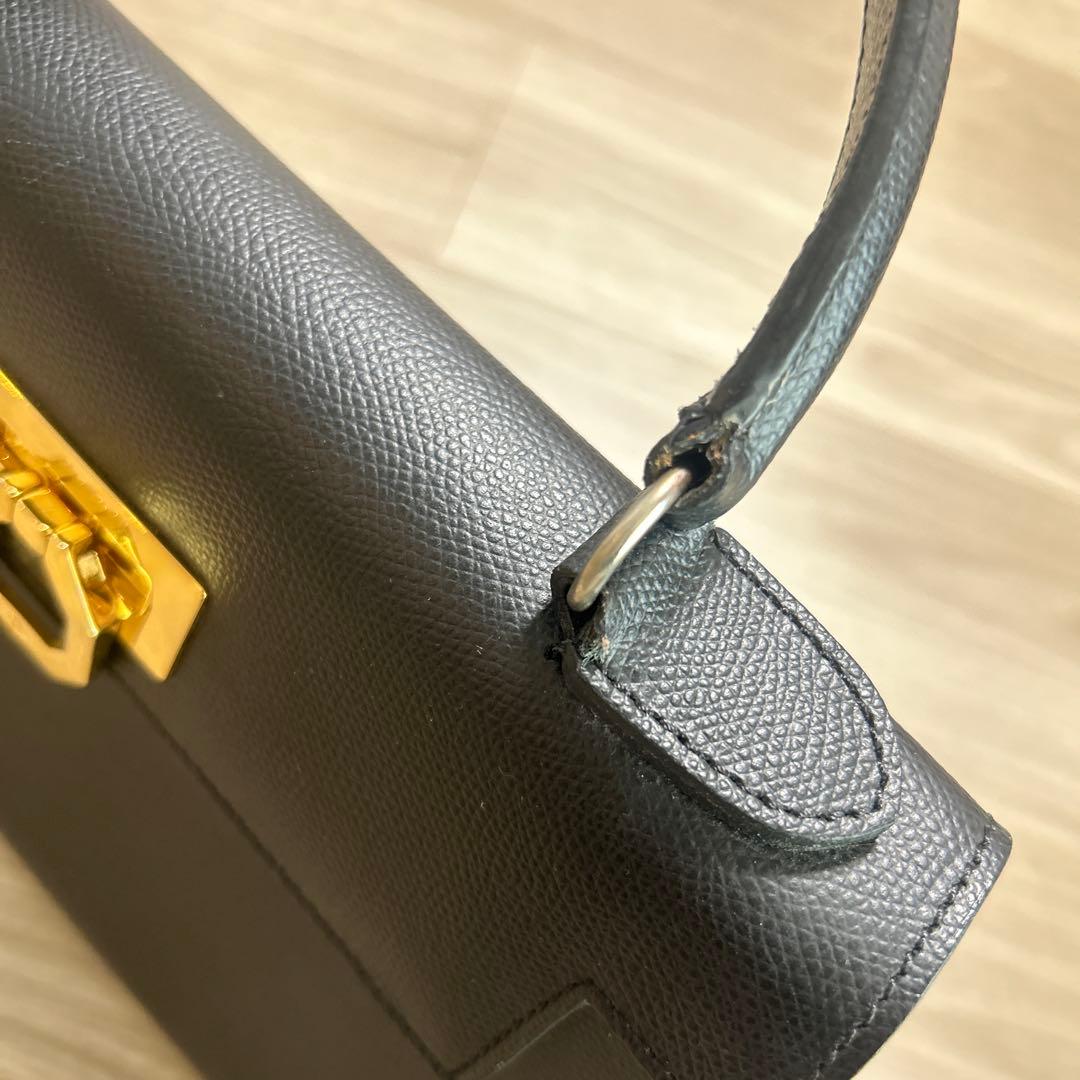 CARBOTTI ブラック ハンドバッグ