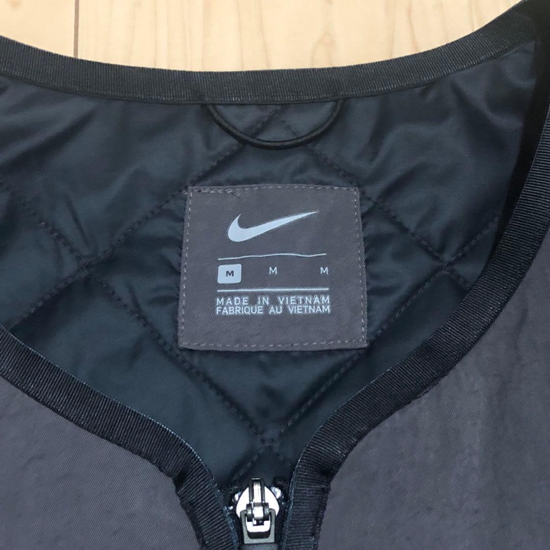新品 日本未発売 NIKE ノーカラー ジャケット キルティング 中綿 ナイキ