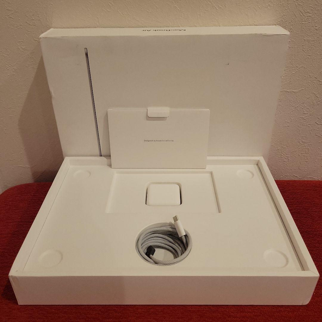 MacBook Air (13インチM3)　SSD512/2024年製動作品