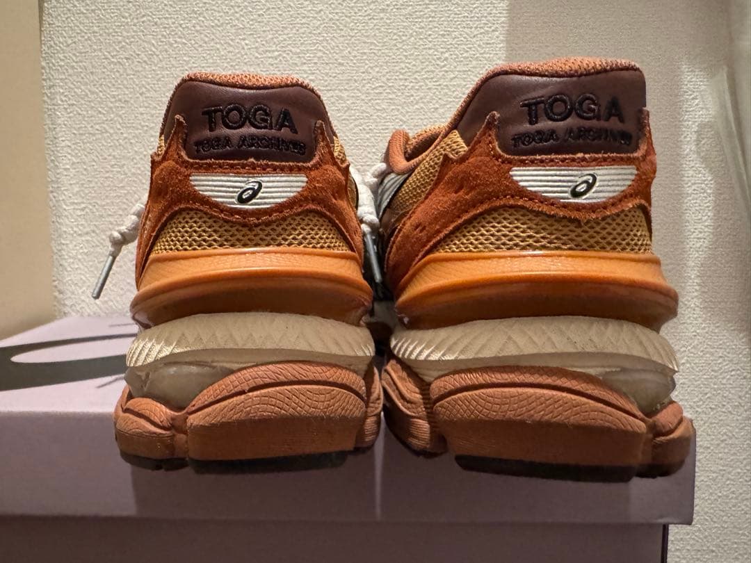 ASICS TOGA ブラウン　直営店限定カラー