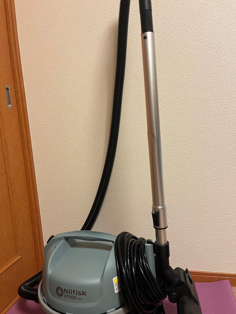 Nilfisk VP300 ECO 業務用 掃除機