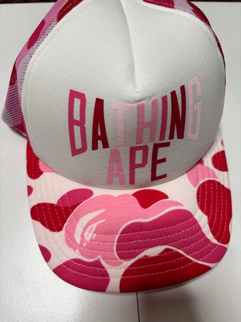 A BATHING APE 迷彩ピンクキャップ