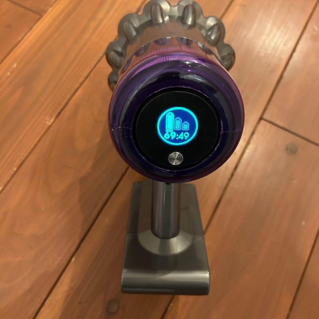 ダイソン☆V11 fluffy sv14☆バッテリー新品並☆純正スタンド付