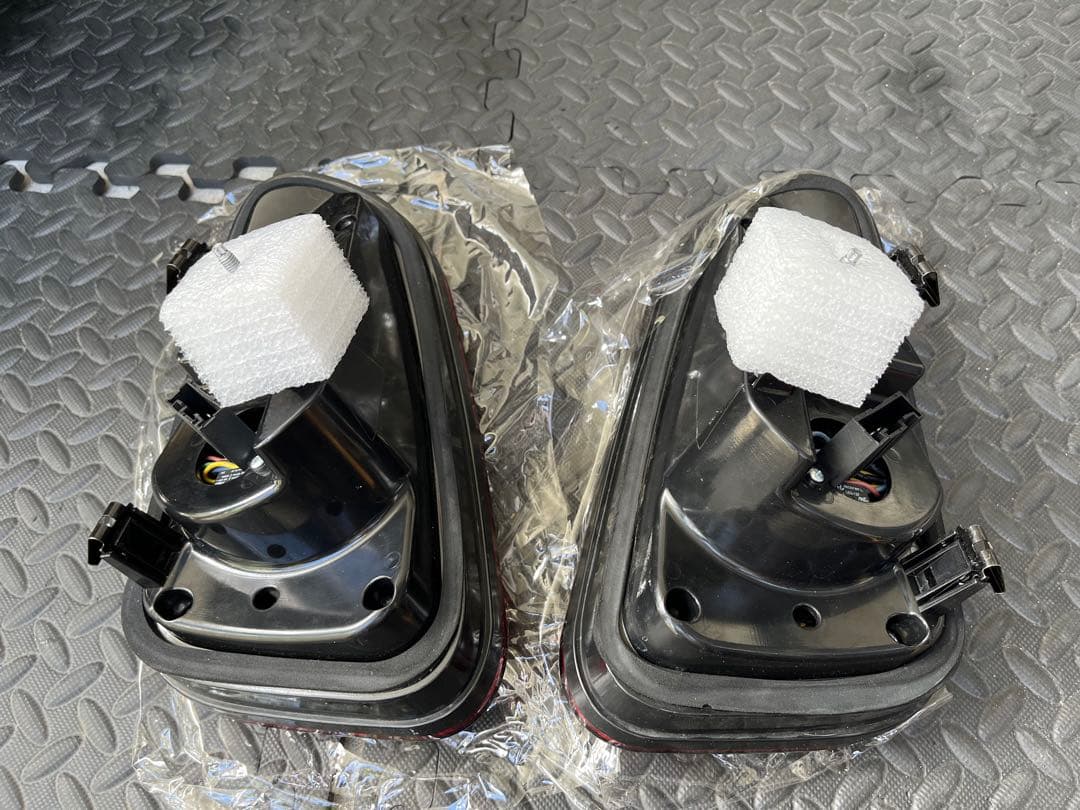  mini ミニクーパーs R53 RE16 LEDテールランプ