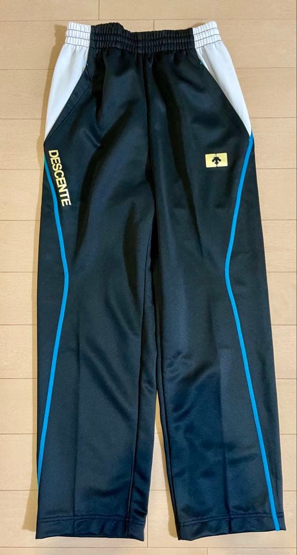 2*8様 デサント　ジャージ　上下セット　Lサイズ（SDW1211 SDT121