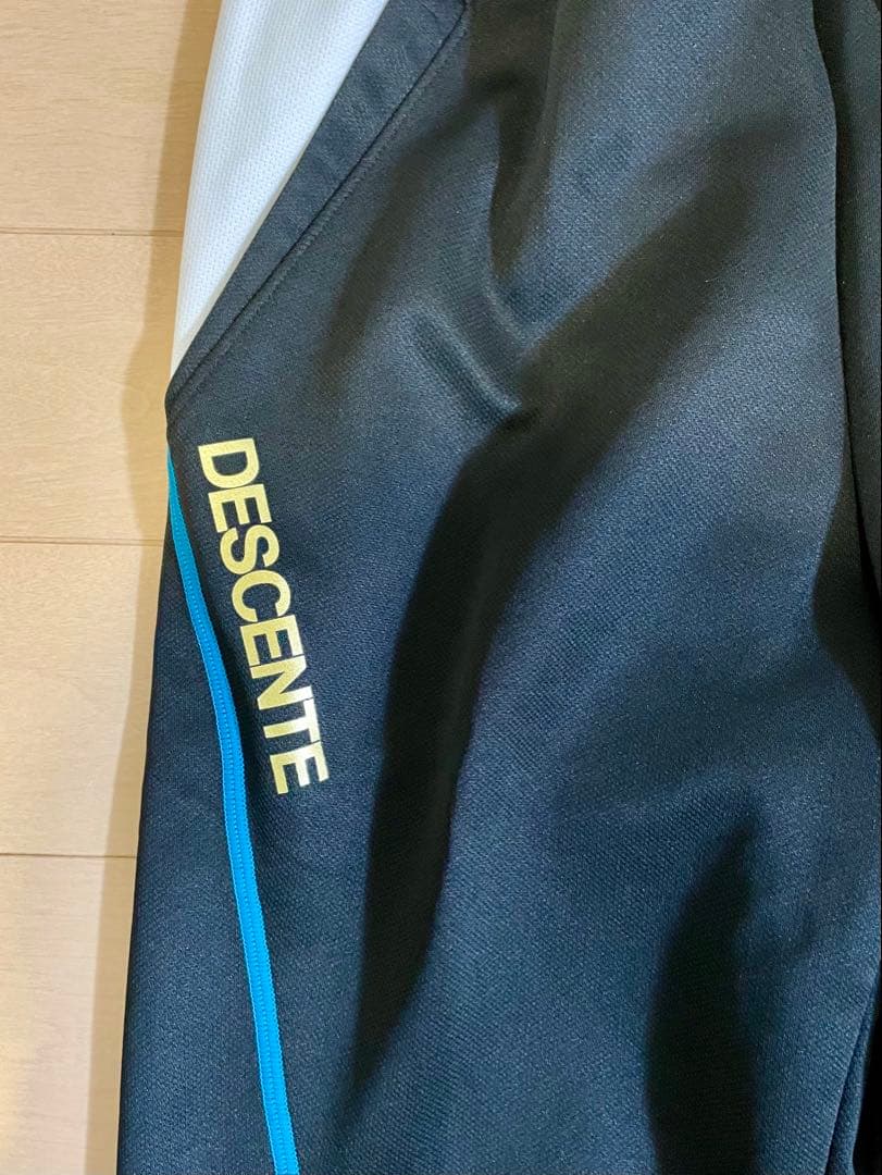 2*8様 デサント　ジャージ　上下セット　Lサイズ（SDW1211 SDT121