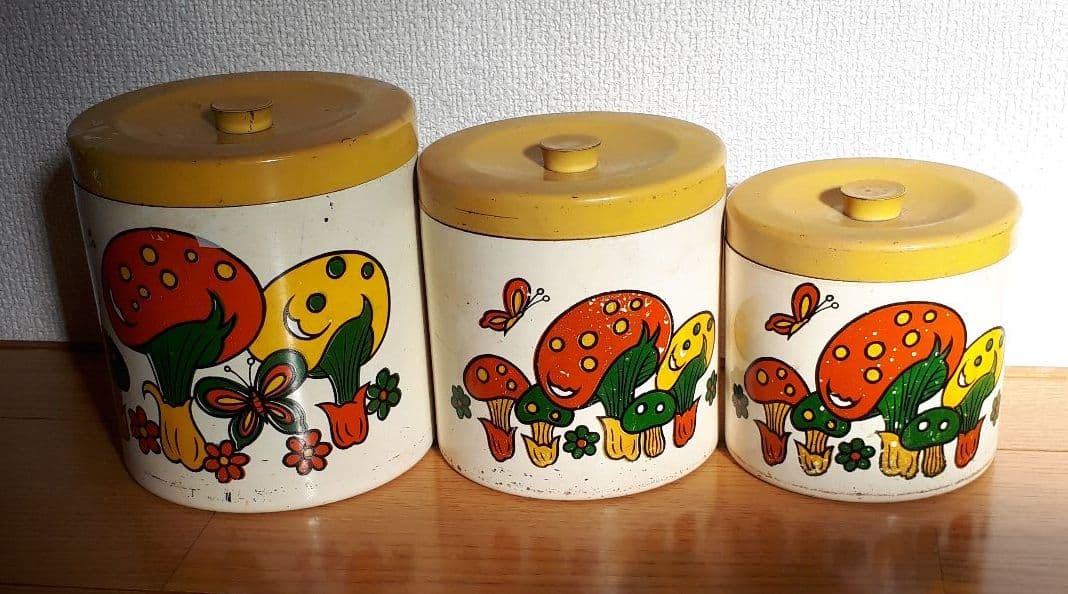 1960年代 米国ビンテージ ロイヤルテリーきのこ柄キャニスター３こセット