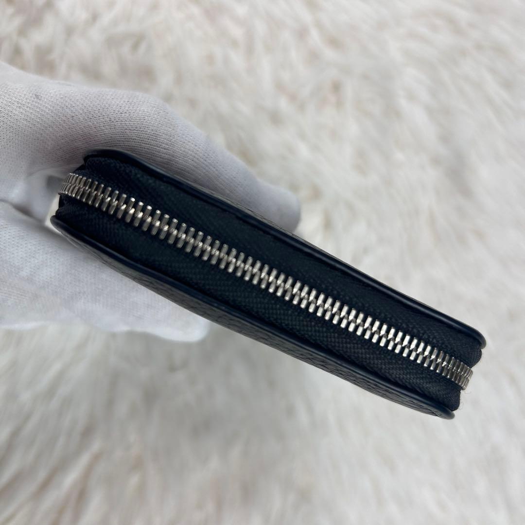 【現行美品】カミーユフォルネ 長財布 ラウンドジップ マリーン シュリンク シボ