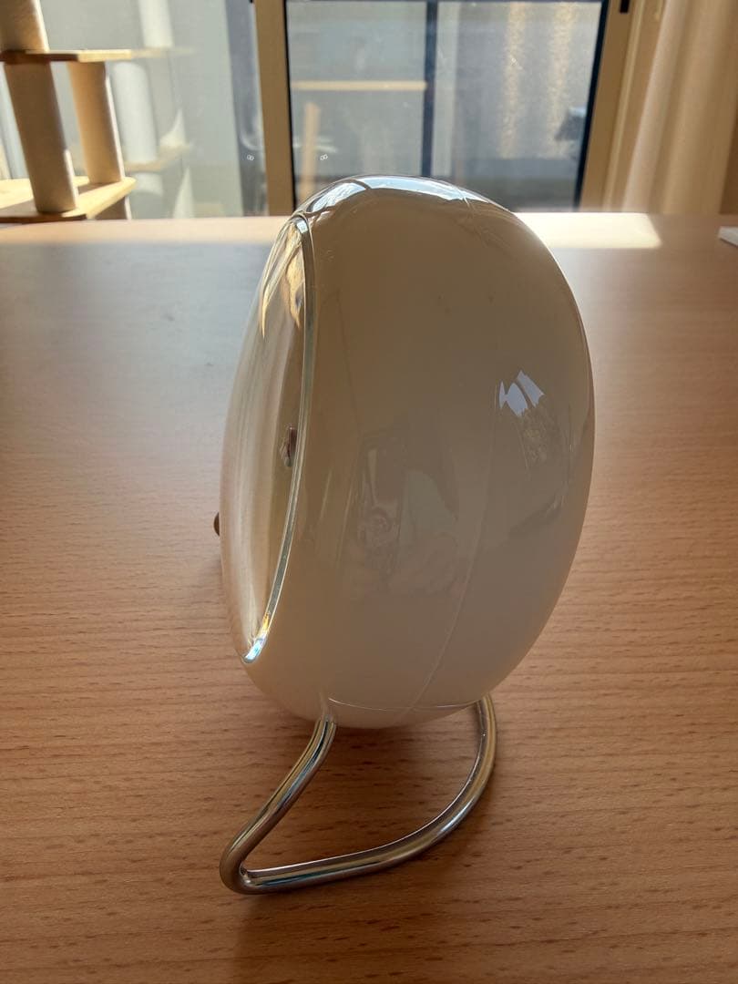 アルネ ヤコブセン ホワイト 丸型 置時計