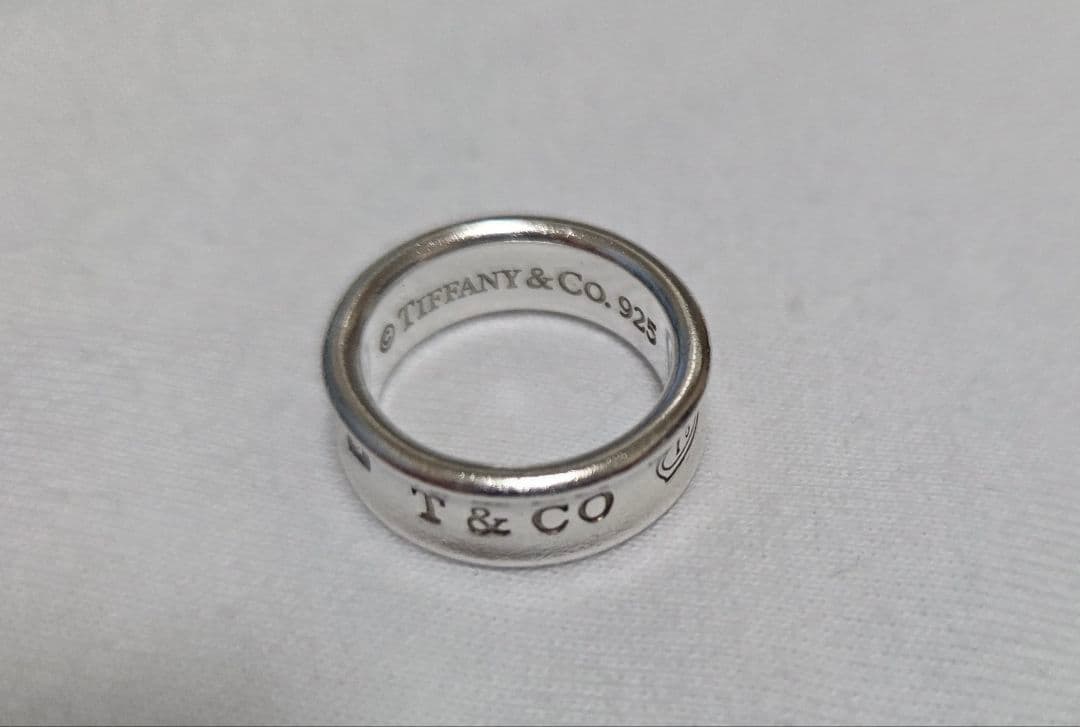 【美品】Tiffany & Co. (ティファニー) ナローリング1837