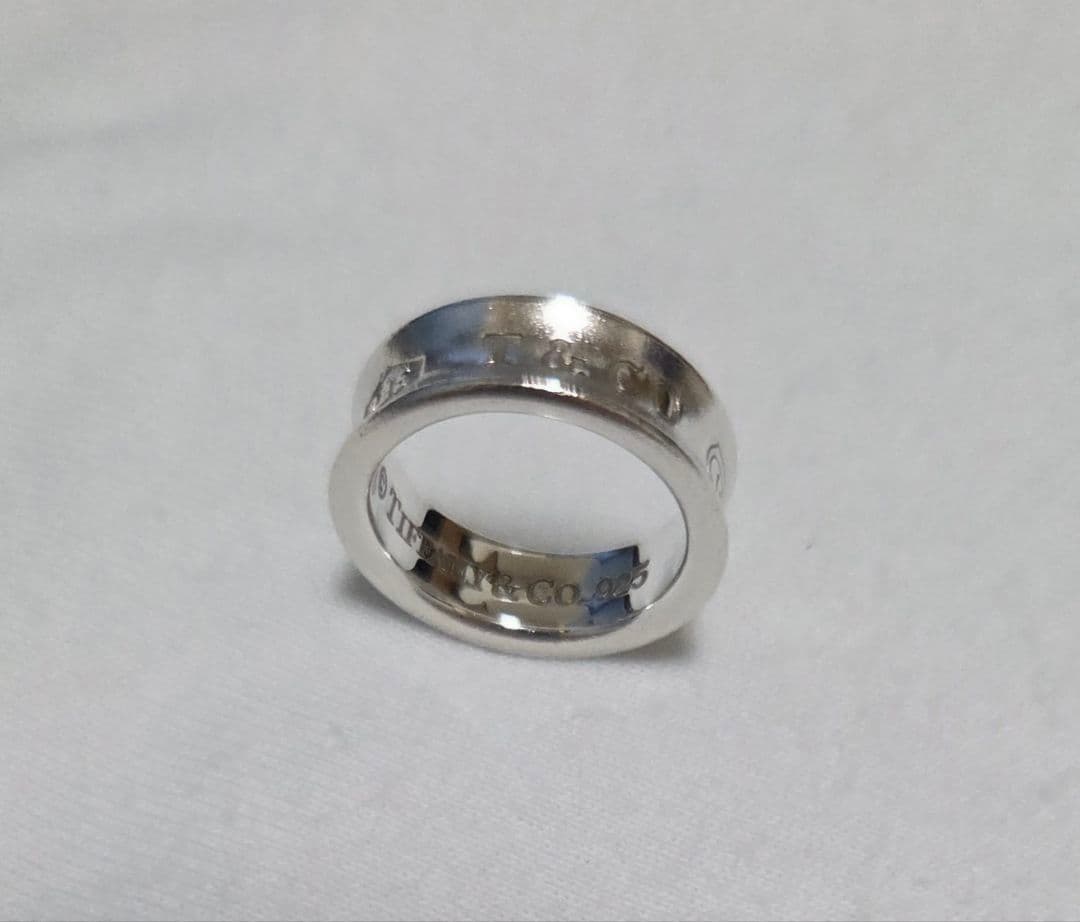 【美品】Tiffany & Co. (ティファニー) ナローリング1837