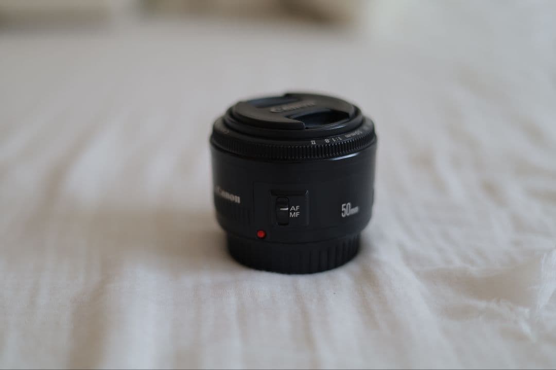 Canon EF 50mm f/1.8 II レンズ