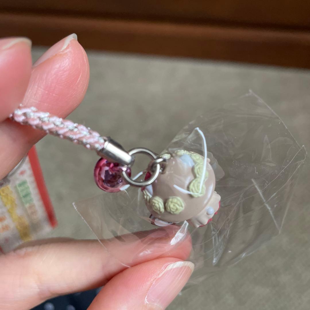 ハローキティ　ストラップ　与謝野晶子　文化シリーズ　新品未使用