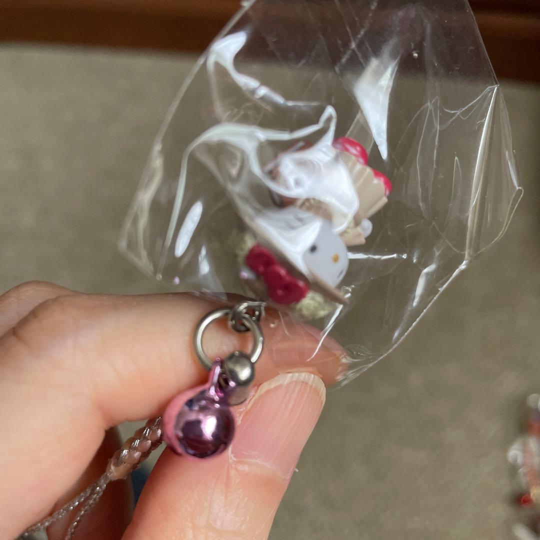 ハローキティ　ストラップ　与謝野晶子　文化シリーズ　新品未使用