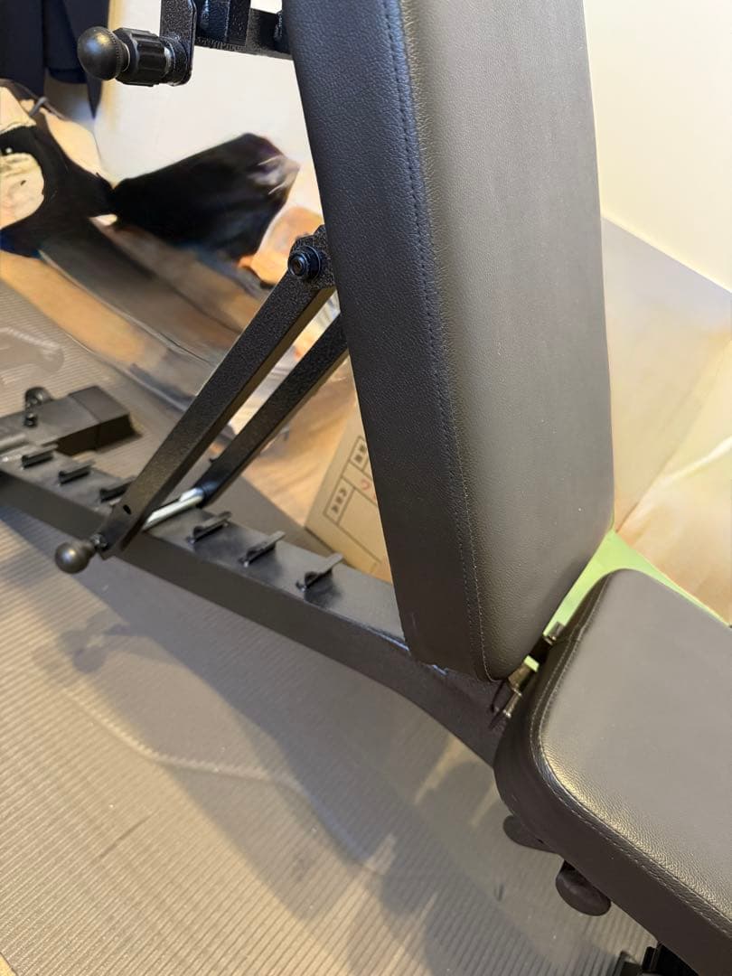 【1/10に出品削除予定】トレーニングベンチ　ホームジム　フラットベンチ