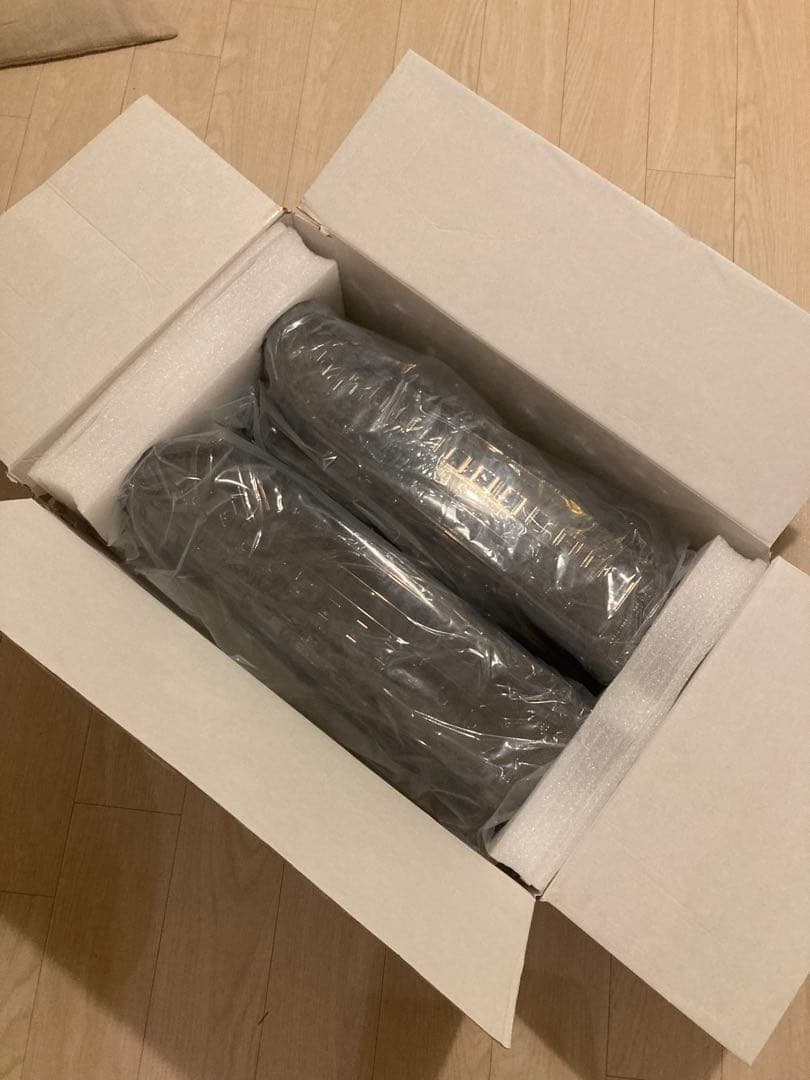 新品未使用。ハイエース200系LEDテールランプ