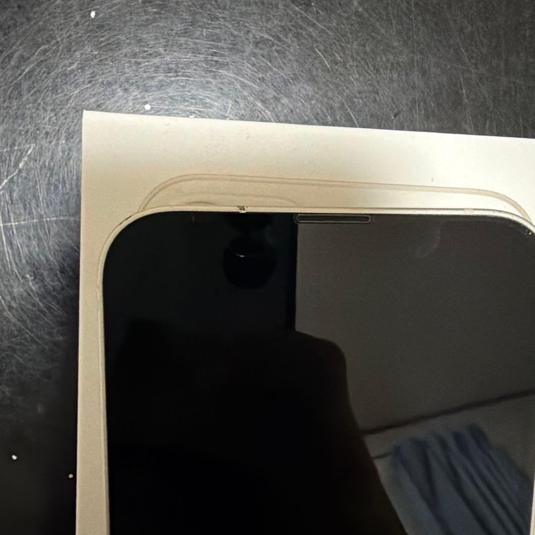 Apple iPhone 13 ホワイト 本体