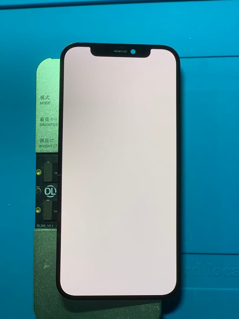 iPhone 12純正再生パネル12-202