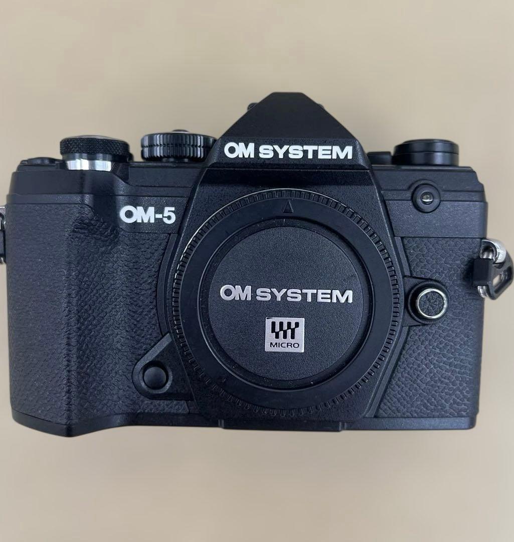 601285 OM SYSTEM OM-5 ボディー ブラック