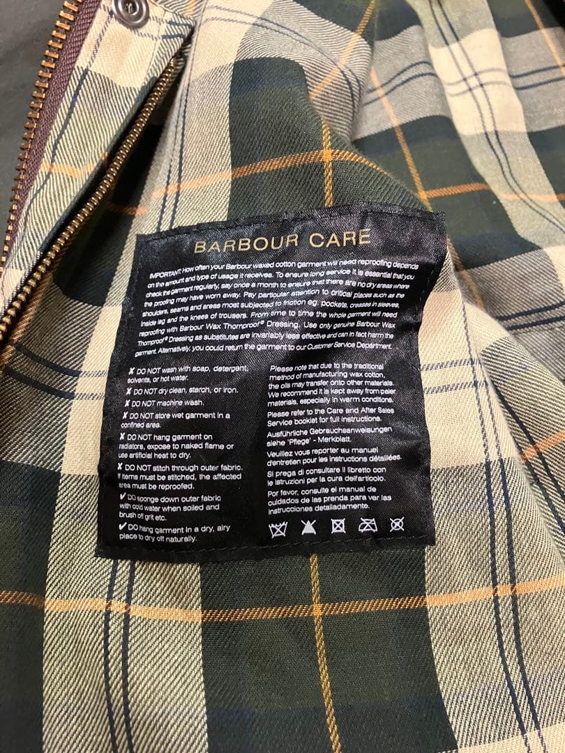 Barbour オリーブジャケット
