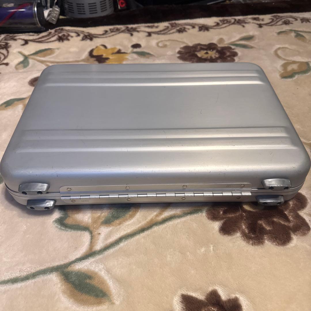 ゼロハリバートン ZERO HALLIBURTON アタッシュケース