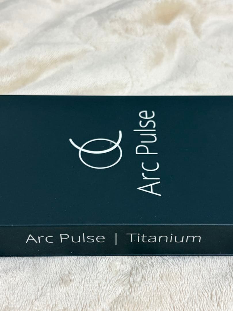 Arc Pulse アークパルス　iPhone13用バンパー　チタン製