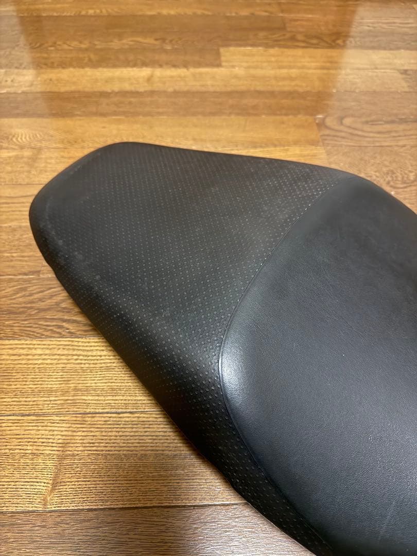 ホーネット250 純正シート・テールレンズ