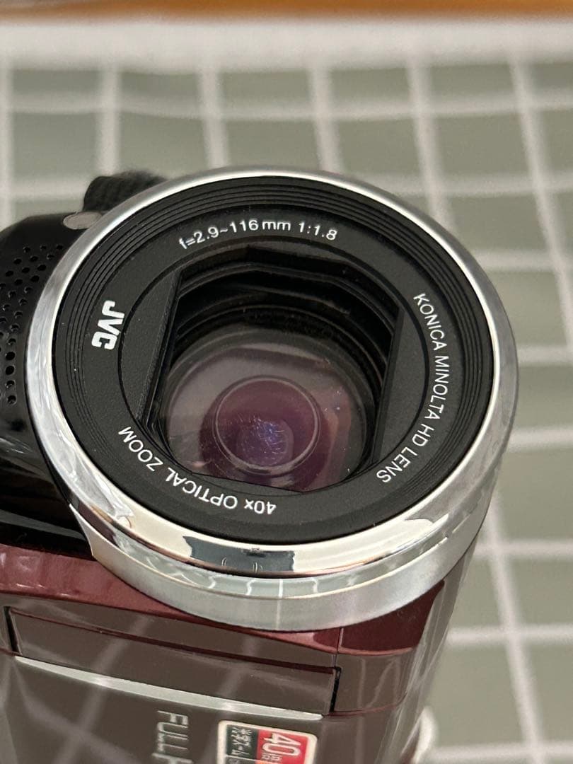 JVC ビデオカメラ　Everio GZ-E265 専用ケース付き！