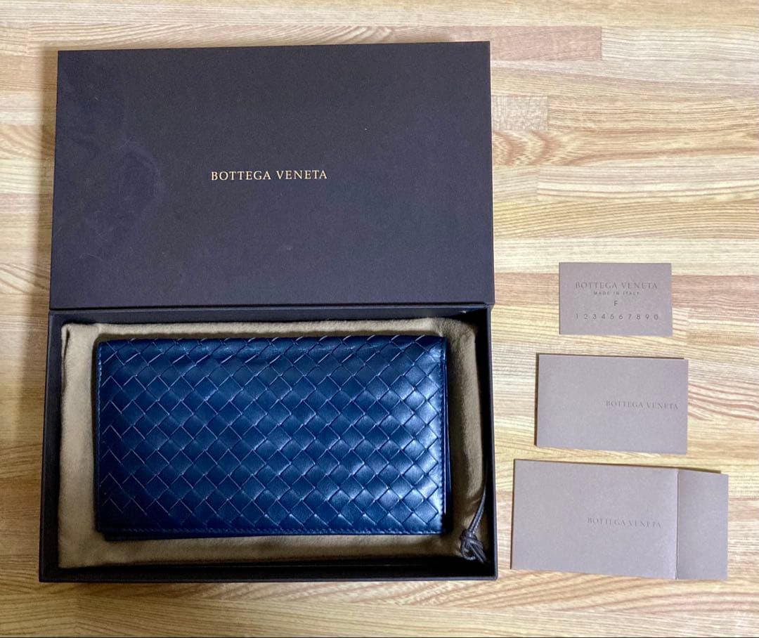 ボッテガ・ヴェネタ 長財布 キーリング ネイビー