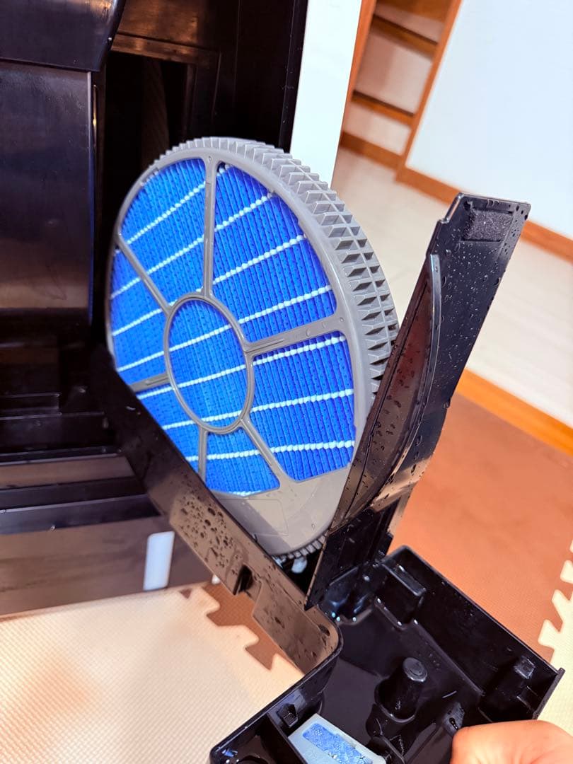 SHARP KC- HD70-W 除加湿空気清浄機 ホワイト　2022年式