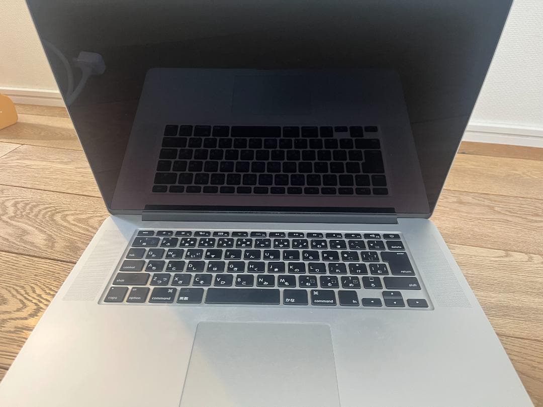 【格安　ジャンク出品】Apple MacBookPro 2015 本体 充電器