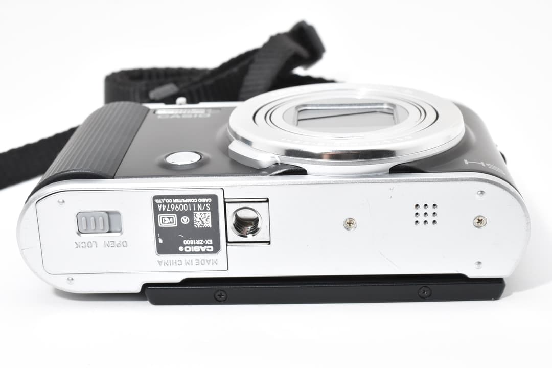 ■ほぼ新品■ カシオ EXILIM EX-ZR1800 BK #D021