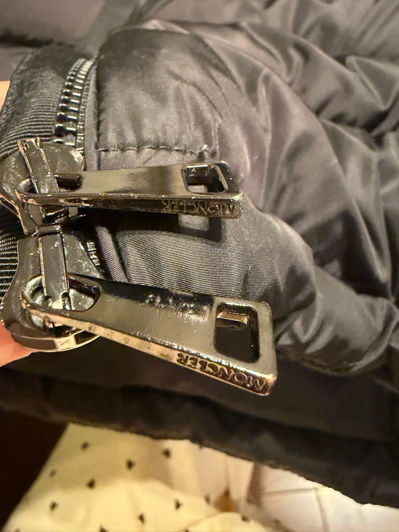 【美品】サイズ1 モンクレール Flammette フラメッテ ダウン ブラック