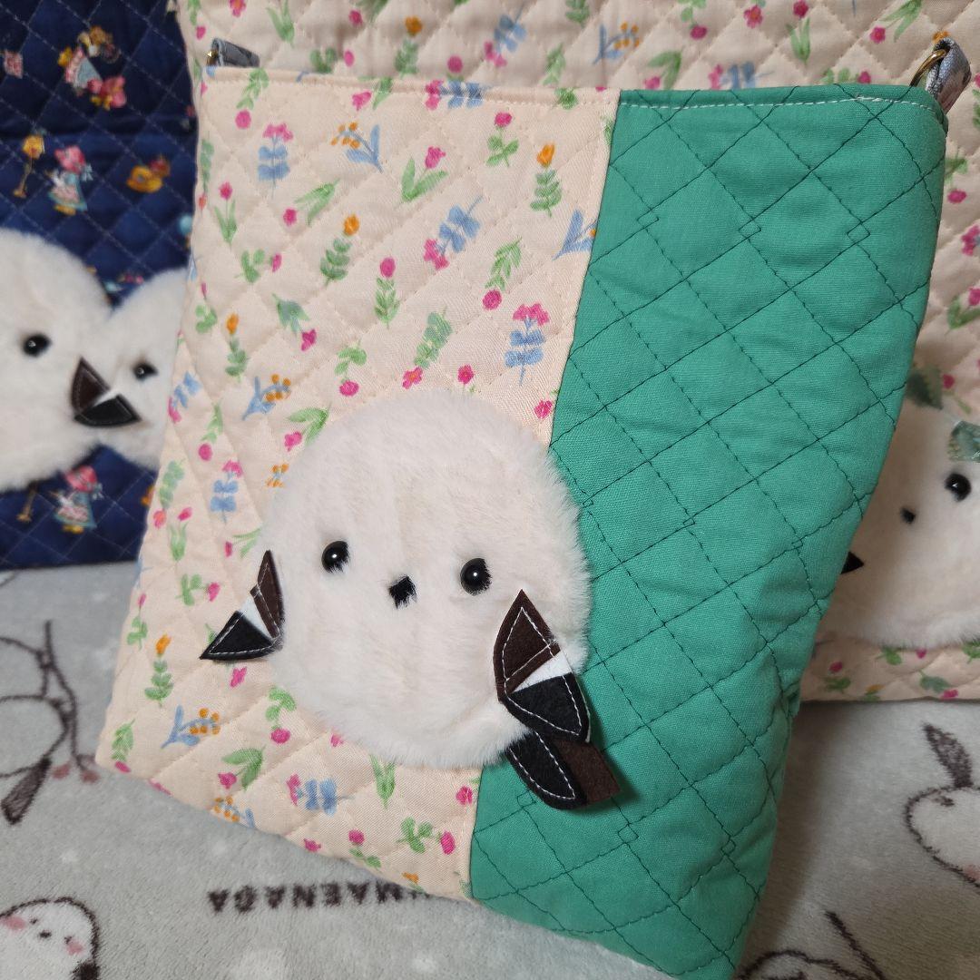 ●いちご●親子もふもふシマエナガ　ハンドメイド　キルト