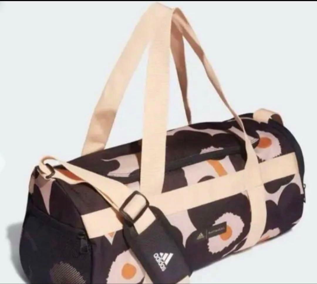 【新品未使用】adidas＊marimekkoコラボ ボストンバッグ ウニッコ