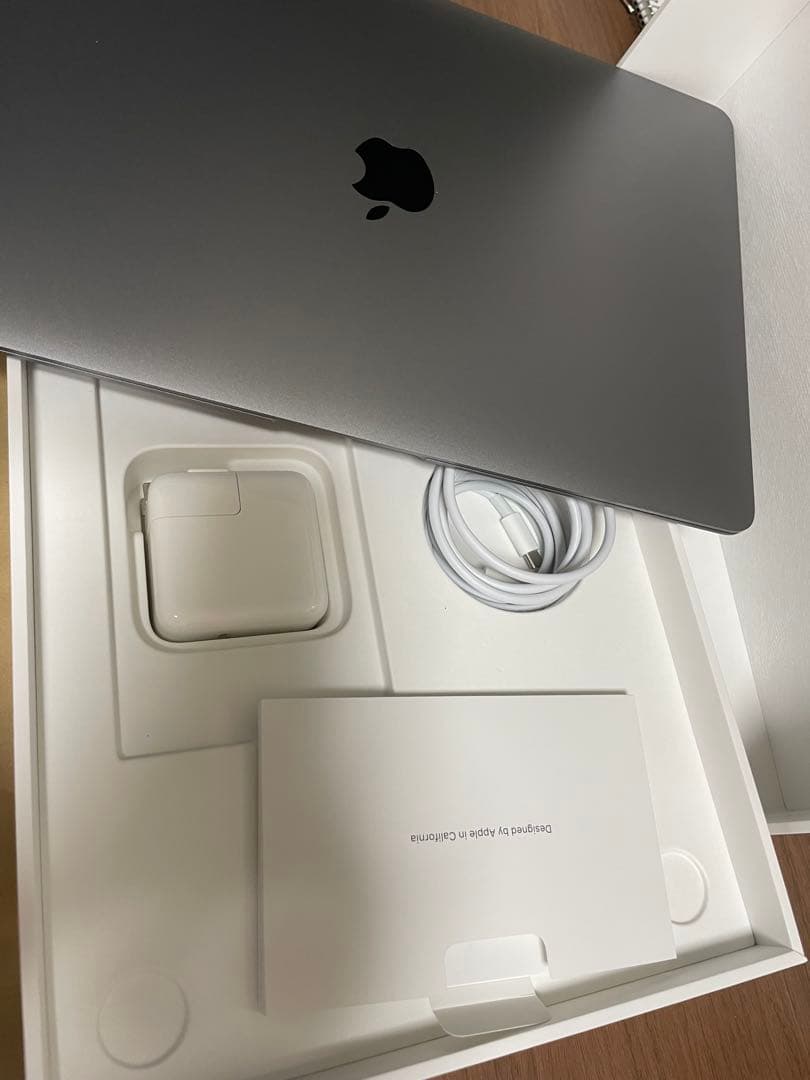 MacBook Air M1 13インチ メモリ16GB ストレージ1TB