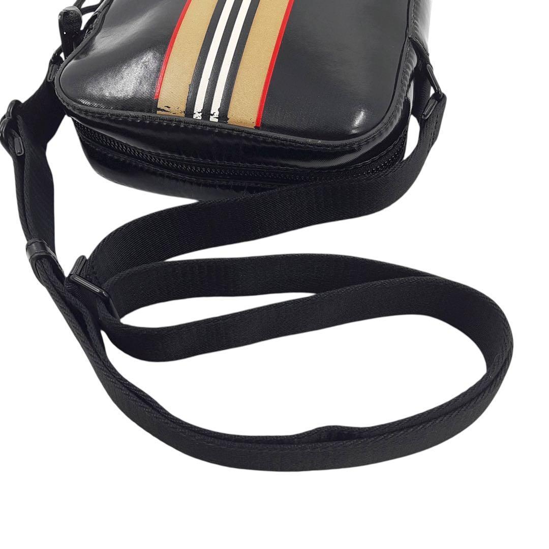 【現行】バーバリー　イングランド　ショルダーバッグ　ノバチェック　スクエア