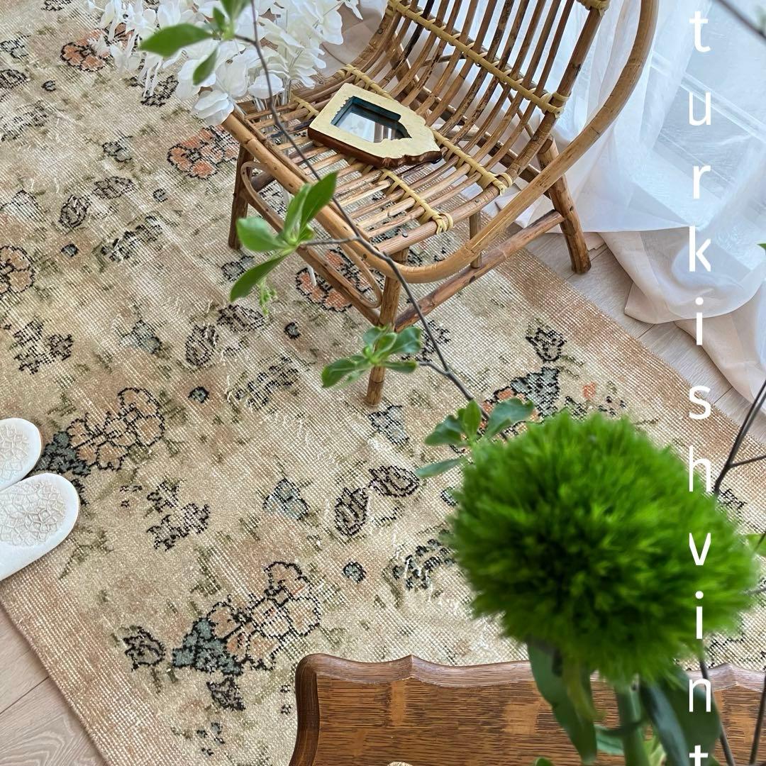 コーラル✳︎93×192カフェラテ／スカイブルー　フラワー　トルコヴィンテージラグ