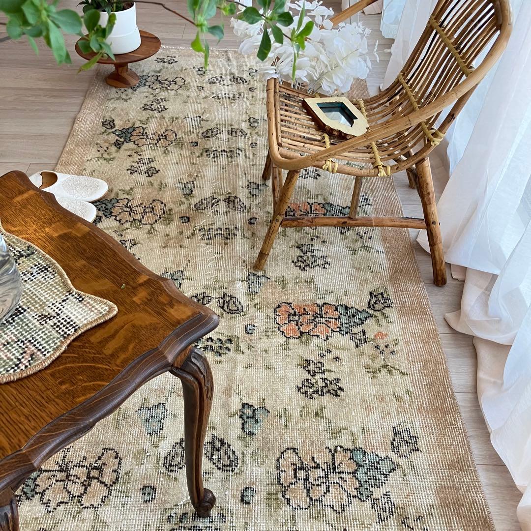 コーラル✳︎93×192カフェラテ／スカイブルー　フラワー　トルコヴィンテージラグ