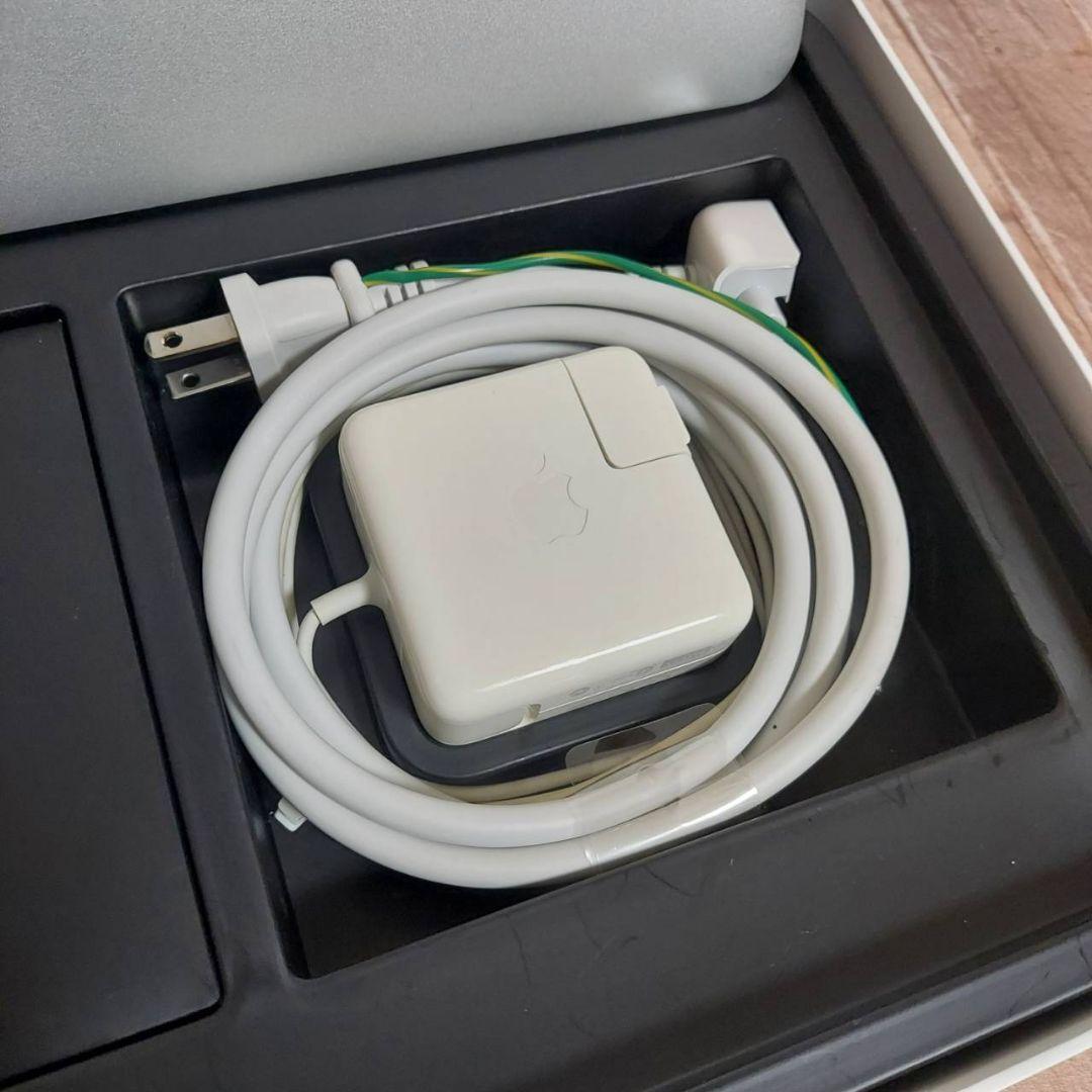 美品MacBook Air 11インチ 2010年モデルModel A1370