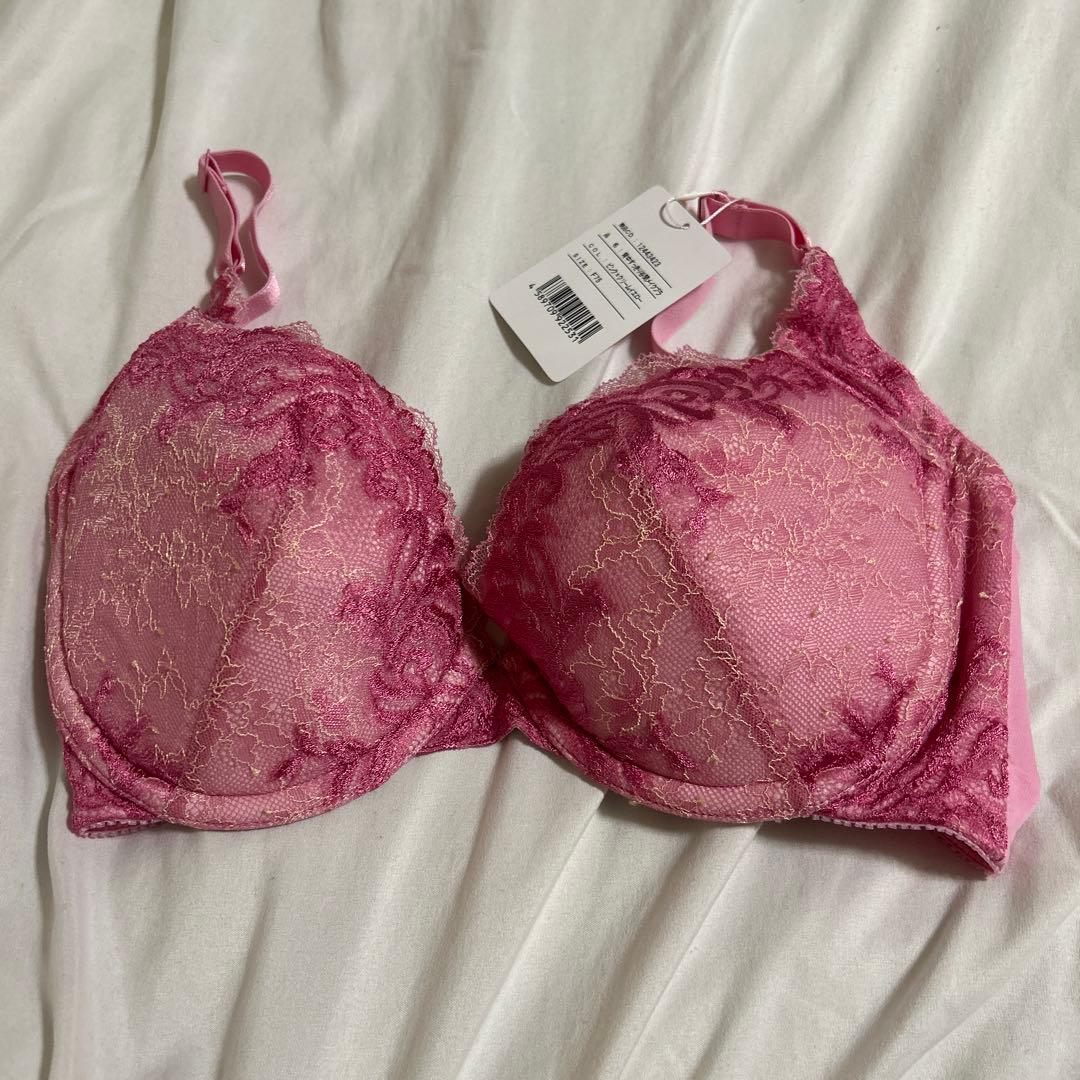 【マルコ】マキジェリーク 背中すっきり谷間メイクブラF75