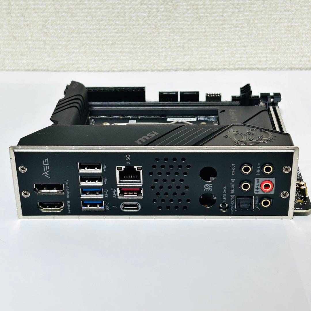 MSi LGA1200 ハイエンドマザーボード MEG Z490i UNIFY