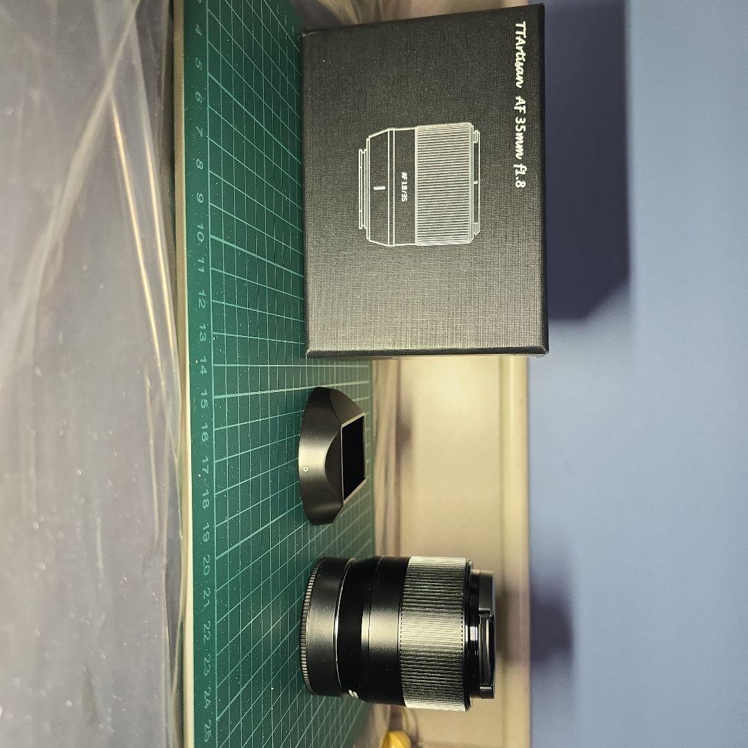 TTArtisan AF 35mm f/1.8 レンズ