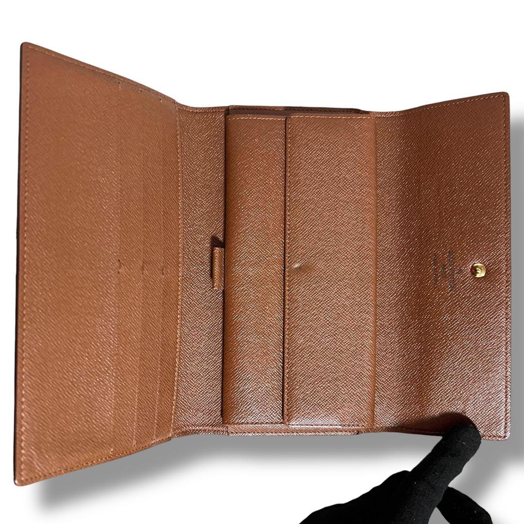 ルイヴィトン　ポルトフォイユ・インターナショナル　モノグラム　長財布　折り財布