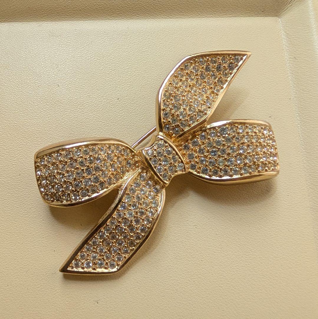 クリスチャンディオール　ブローチ　ラインストーン　ゴールド　美品　リボン　レア