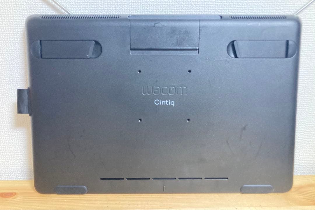 ☆ 良品！！ Wacom Cintiq 16 DTK-1660 液タブ ペンタブ