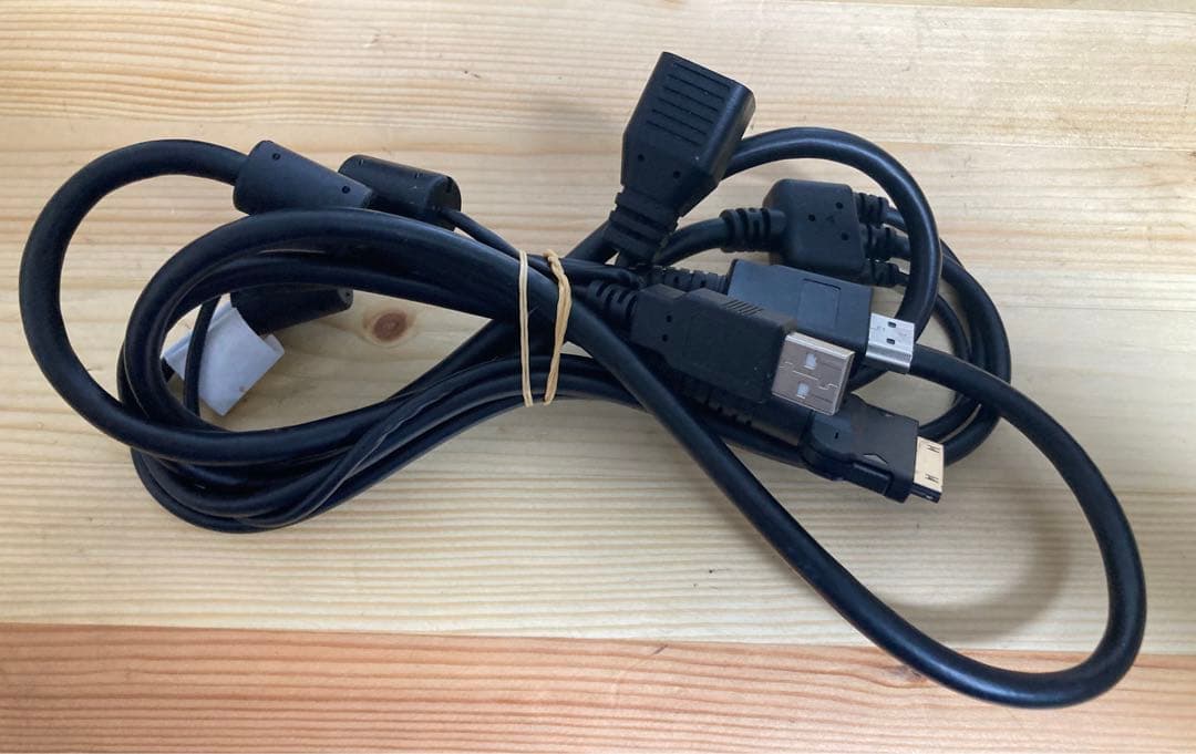 ☆ 良品！！ Wacom Cintiq 16 DTK-1660 液タブ ペンタブ